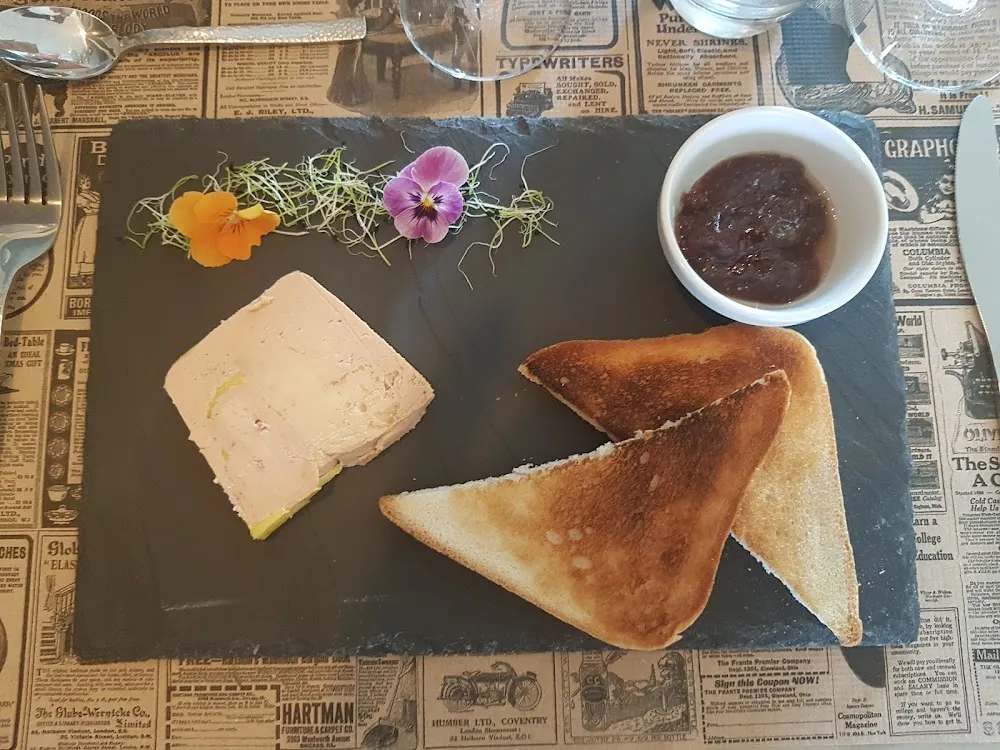 Foie Gras Maison Et Chopney D'oignons